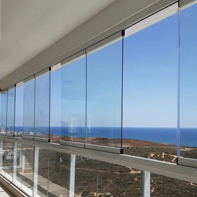 Безрамное  остекление