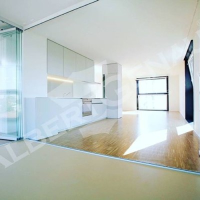 Безрамное  остекление